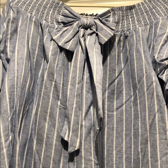 Off the Shoulder Striped Top - Picture 3 of 5